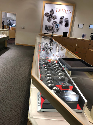 Jewelry Store «Jared The Galleria of Jewelry», reviews and photos, 45011 Utica Park Blvd, Utica, MI 48315, USA