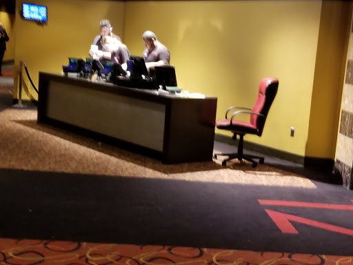 Movie Theater «AMC DINE-IN Menlo Park 12», reviews and photos, 55 Parsonage Rd #390, Edison, NJ 08837, USA