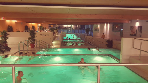 Gymnasiums with swimming pools in Nuremberg