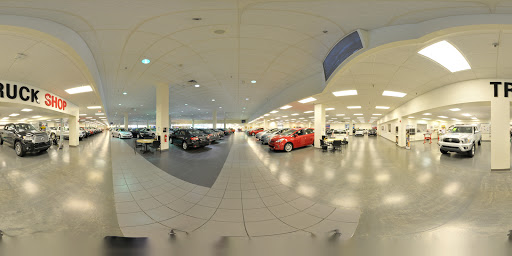 Toyota Dealer «Kings Toyota - New Cars, Indoor Showroom», reviews and photos, 4700 Fields Ertel Rd, Cincinnati, OH 45249, USA