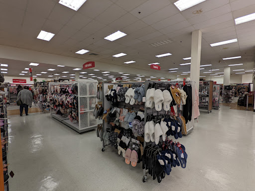 Department Store «T.J. Maxx», reviews and photos, 99 Gateway Dr, Mechanicsburg, PA 17055, USA