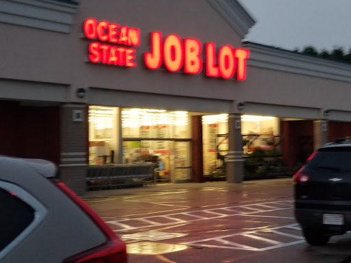 Discount Store «Ocean State Job Lot», reviews and photos, 288 E Main Rd, Middletown, RI 02842, USA