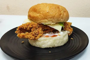 BIG FAT Burger Avarampalayam image