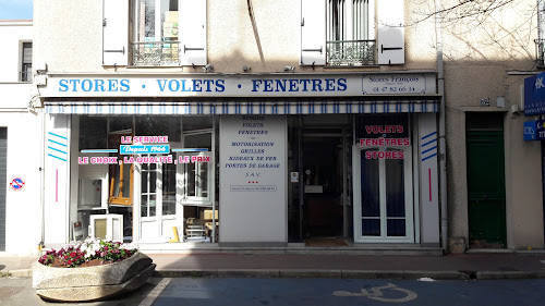 Stores Francois à La Garenne-Colombes