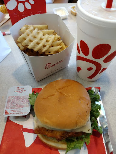 Fast Food Restaurant «Chick-fil-A», reviews and photos, 143 Landings Blvd, Winter Haven, FL 33880, USA