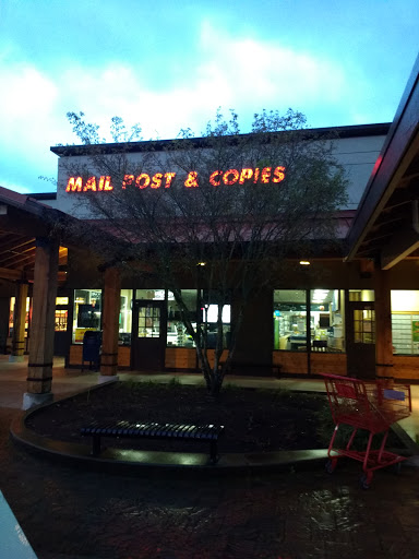 Print Shop «Sammamish Mailpost», reviews and photos, 704 228th Ave NE, Sammamish, WA 98074, USA