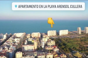 Apartamento en la playa Arensol Cullera image