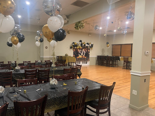 Bowling Alley «Showplace Entertainment Center», reviews and photos, 141 E Service Rd, Staten Island, NY 10314, USA