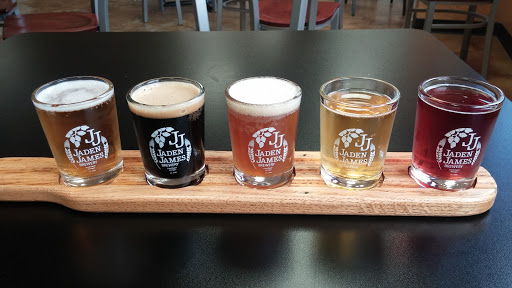 Winery «Cascade Winery», reviews and photos, 4665 Broadmoor Ave SE, Grand Rapids, MI 49512, USA