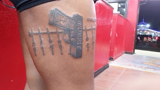 Tattoo Shop «Inkredible Tattoo», reviews and photos, 2301 Padre Blvd, South Padre Island, TX 78597, USA