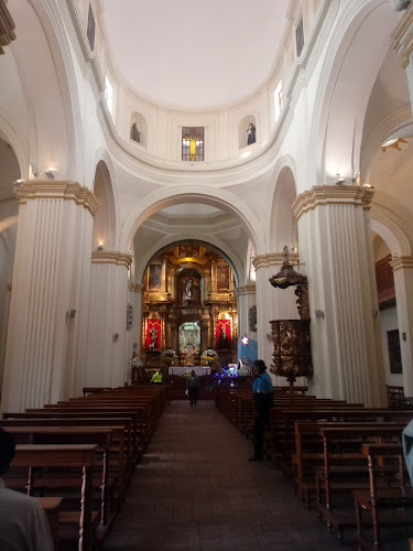 Opiniones de Iglesia Católica del Protomonasterio Santa Clara en Quito - Iglesia