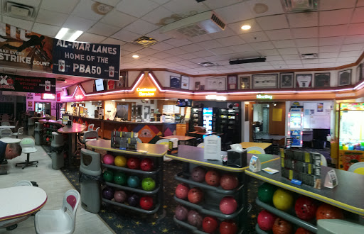 Bowling Alley «Al-Mar Lanes», reviews and photos, 1010 N Main St, Bowling Green, OH 43402, USA