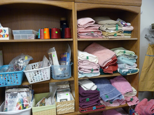 Thrift Store «Sheriffs Ranches Enterprises, Inc. Thrift Store», reviews and photos, 27900 US-27 #112, Leesburg, FL 34748, USA