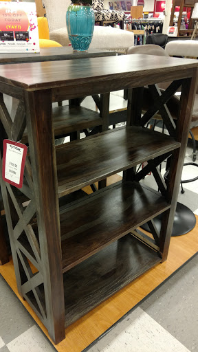 Department Store «T.J. Maxx», reviews and photos, 1680 Campbell Ln, Bowling Green, KY 42104, USA