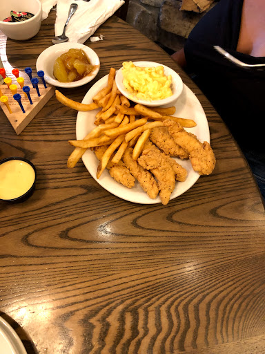 American Restaurant «Cracker Barrel Old Country Store», reviews and photos, 1740 Scenic Hwy N, Snellville, GA 30078, USA