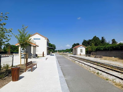 Ancienne Gare De Jonquières - Via Venaissia à Jonquières