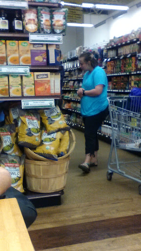 Natural Foods Store «Rainbow Blossom Natural Food Market Highlands», reviews and photos, 3046 Bardstown Rd, Louisville, KY 40205, USA