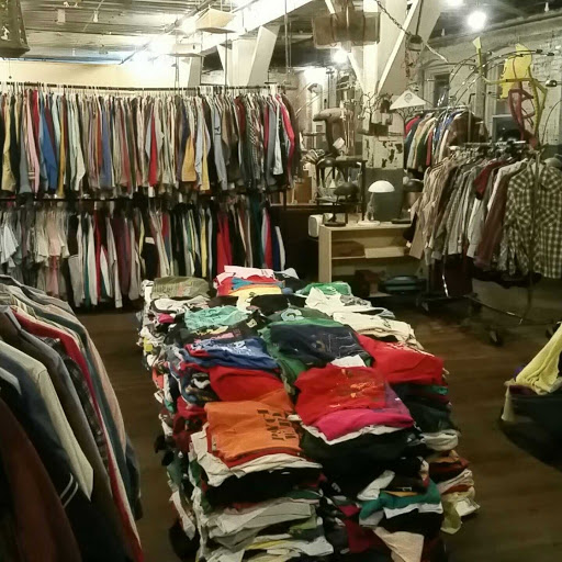 Wholesaler «Pixel 19 Vintage Clothing LLC», reviews and photos, 211 Klotter Ave, Cincinnati, OH 45219, USA