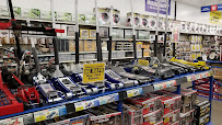 Harbor Freight - Photo 7 - Car repair in Utica, MI, Sterling Heights