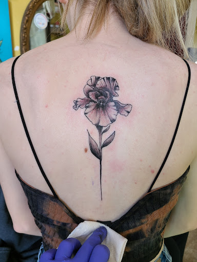 Explore tattoo ideas for lesbians, creative tattoo ideas in Seymour, available at Popseys Electric Tattooing Co.