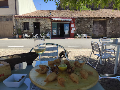 SIDRERIA Y ALOJAMIENTO RURAL EL FARTUCU - Calle llano, 37765 Monleón, Salamanca, Spain