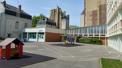Gymnase Dauphine - 10 Rue Jérôme Bellarmato 6, 76600 Le Havre, France