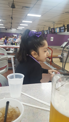 Bowling Alley «Air Lanes Bowling Center», reviews and photos, 4200 Fleur Dr, Des Moines, IA 50321, USA