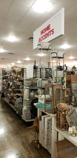Department Store «HomeGoods», reviews and photos, 7871 N Blackstone Ave, Fresno, CA 93720, USA