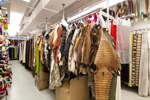 Fabric Store «B&J Fabrics», reviews and photos, 525 7th Ave, New York, NY 10018, USA