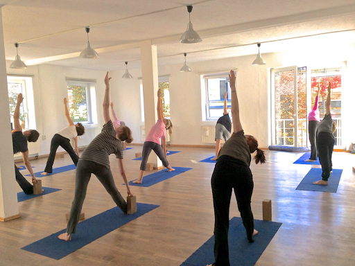PRANA Iyengar Yoga Institute in Munich