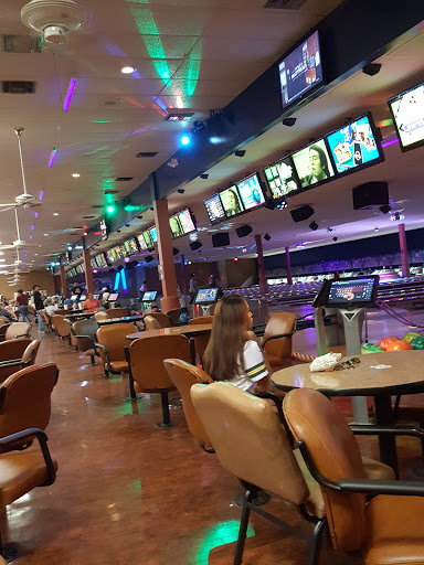 Bowling Alley «University Bowl», reviews and photos, 12332 Interstate 10 Frontage Rd #10, San Antonio, TX 78230, USA