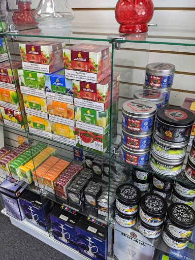 Vaporizer Store «Smokers Wonderland and Convenience Store», reviews and photos, 34785 Grand River Ave, Farmington, MI 48335, USA