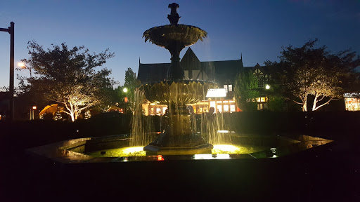 Movie Theater «Mariemont Theatre», reviews and photos, 6906 Wooster Pike, Cincinnati, OH 45227, USA