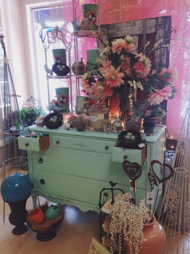 Florist «The Vines Flower & Garden Shop», reviews and photos, 33245 Grand River Ave, Farmington, MI 48336, USA