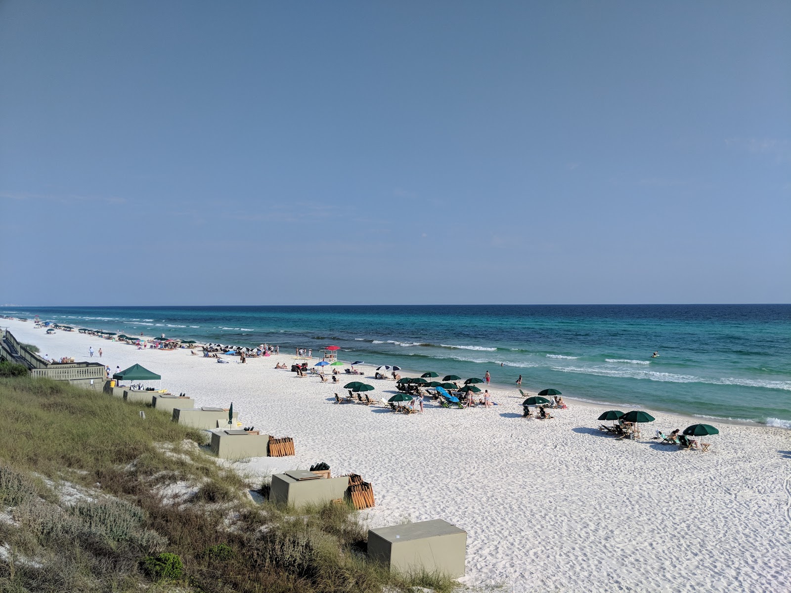 Photo of Rosemary Beach with white fine sand surface