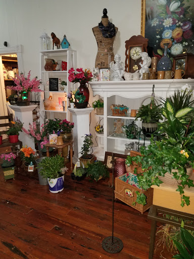 Florist «Around the Corner Florist», reviews and photos, 6003 Main St, Lula, GA 30554, USA