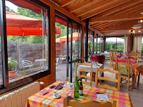 Atmosphère du Restaurant français Auberge le Saint-Bernard à Bettegney-Saint-Brice - n°1