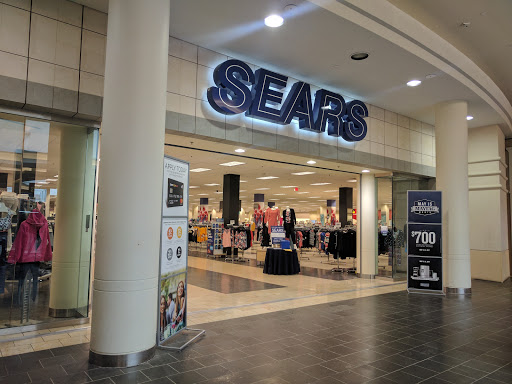Sears, 1000 Robinson Centre Drive, Pittsburgh, PA 15205, USA, 