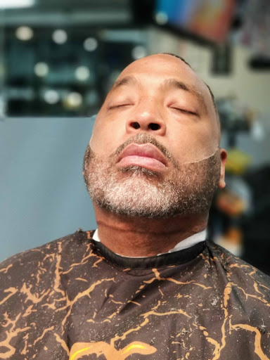 Barber Shop «20 and out barber shop», reviews and photos, 32871 Schoenherr Rd, Warren, MI 48088, USA