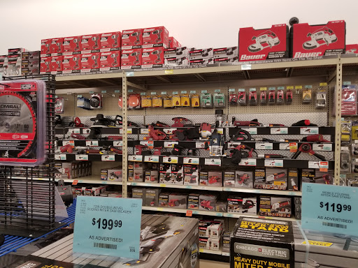 Hardware Store «Harbor Freight Tools», reviews and photos, 2658 Peters Creek Pkwy, Winston-Salem, NC 27127, USA