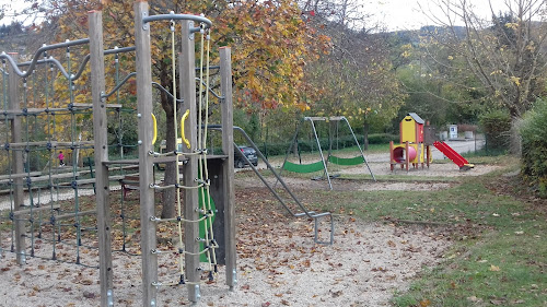 Jeux pour enfants à Entraygues-sur-Truyère
