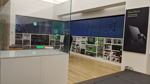 Computer Store «Microsoft Store - NorthPark Center», reviews and photos, 8687 N Central Expy #1612, Dallas, TX 75225, USA