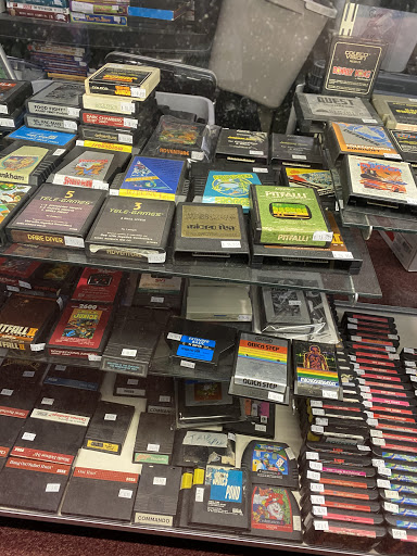 Video Game Store «Retro-Taku Videogames», reviews and photos, 507 West 11 Mile Road, Madison Heights, MI 48071, USA
