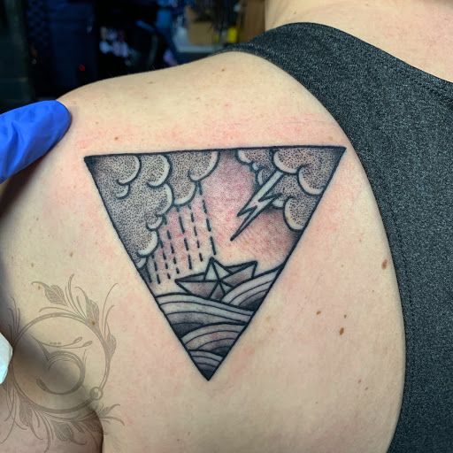 Tattoo Shop «5 Point Studios», reviews and photos, 1800 NW 86th St, Clive, IA 50325, USA