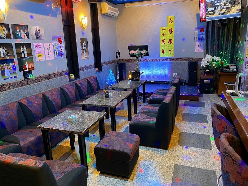 カラオケ喫茶 唄う小部屋 愛知県みよし市黒笹町伊保道 カラオケ グルコミ
