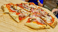 Pizza du Pizzeria LA pizza du coin à Wambaix - n°1