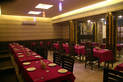 Achman Veg. Restaurant - 86 NH Bypass Road Near Bhagwan Talkies Chauraha, Khandari, Agra, Uttar Pradesh 282005, India