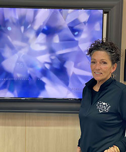 Jewelry Store «Casale Jewelers», reviews and photos, 1639 Richmond Rd, Staten Island, NY 10304, USA