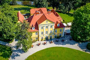 Hotel Restauracja - Pałac Łomnica image