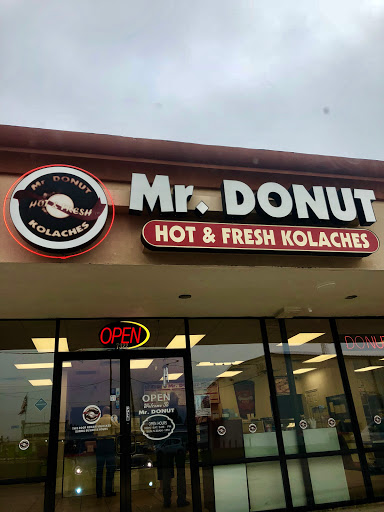 Donut Shop «Mr. Donut & Kolache», reviews and photos, 7322 Senate Ave, Jersey Village, TX 77040, USA